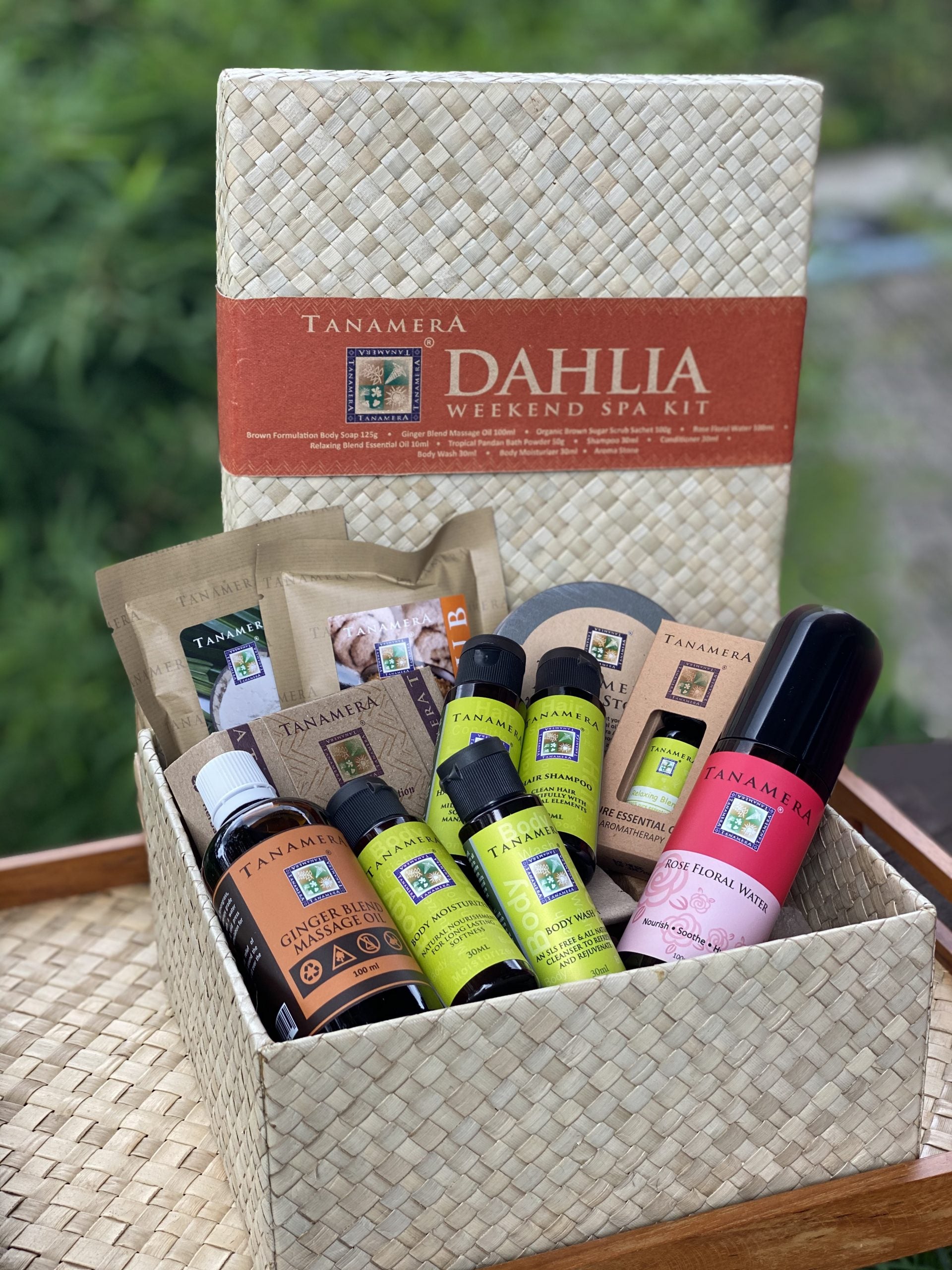 Dahlia Weekend Spa Kit
